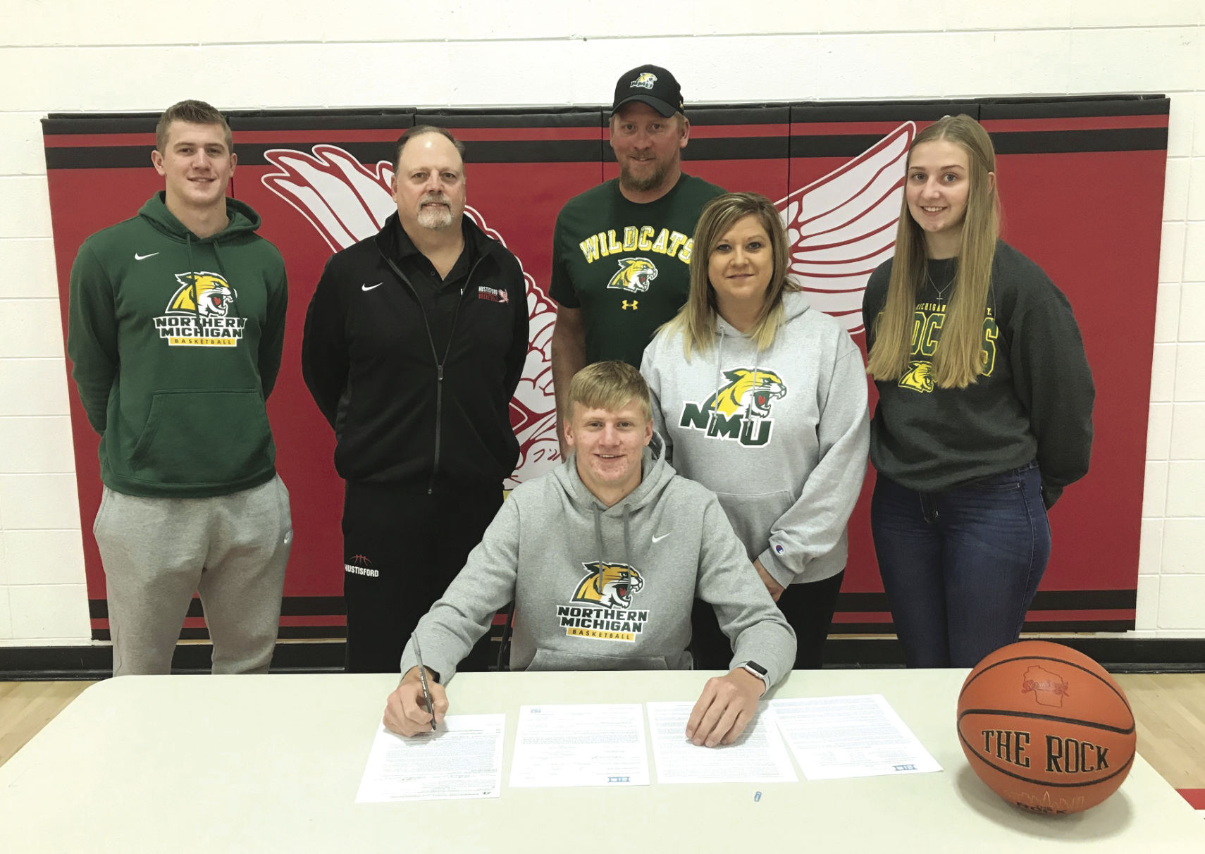 Kuehl SIGNS NLI WITH Northern Michigan